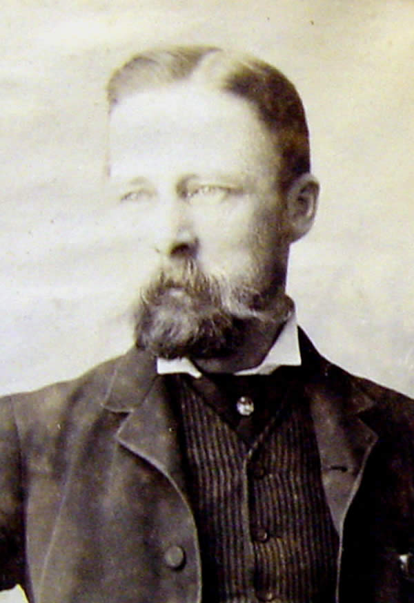 Young, Alexander Tuck
