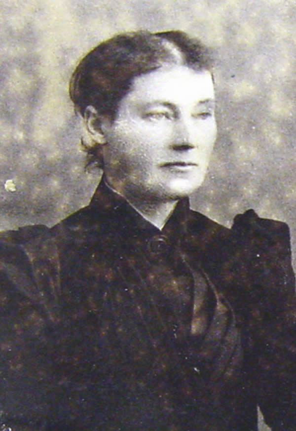 Youl, Charlotte Locklina