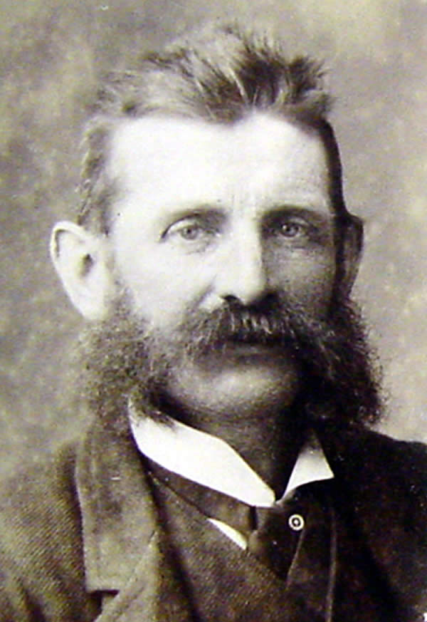 Wachsmuth, R.