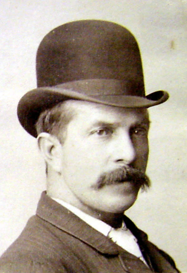 Thomas, F.