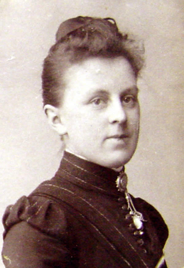 Stokes, Miss