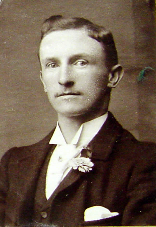 Simmons, R. O. N,