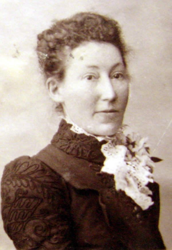 Robertson, E.