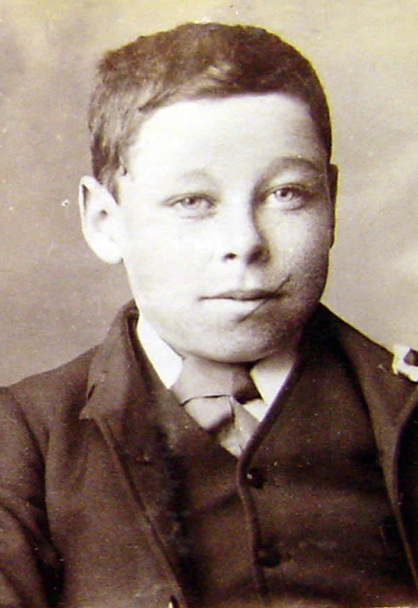 Ritchie, E. H.