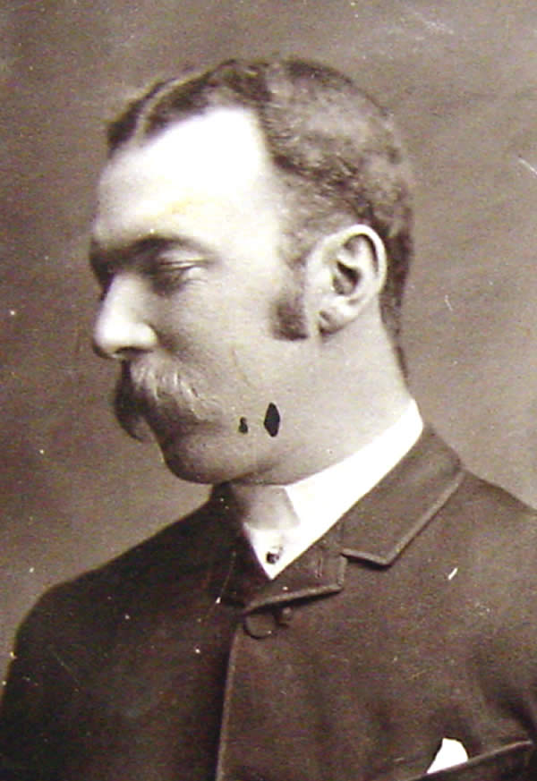 Ritchie, D.