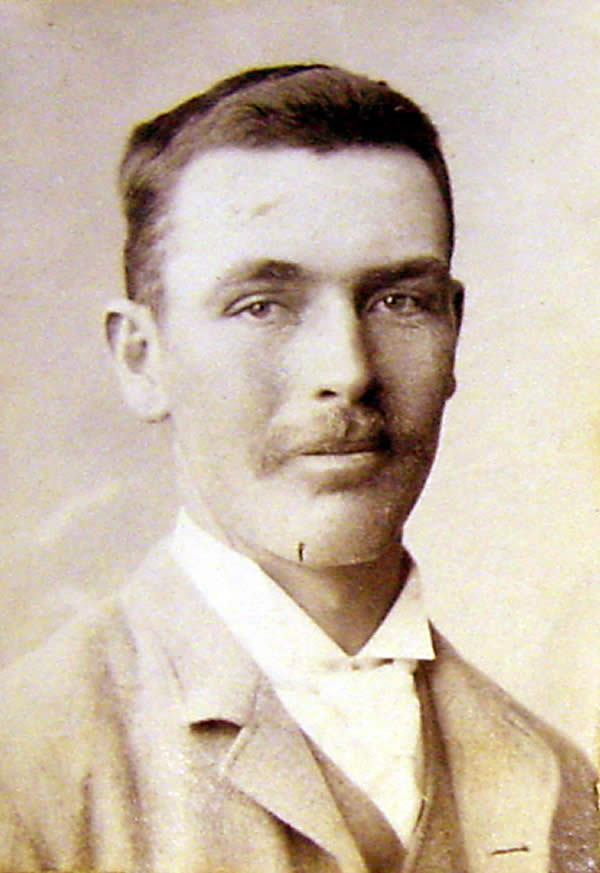 Muirhead, Thomas