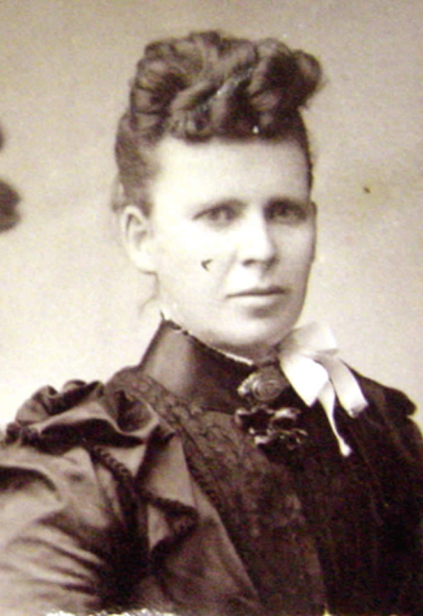 McMichail, Mrs J.