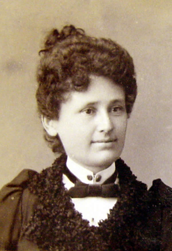 McFarlane, Miss