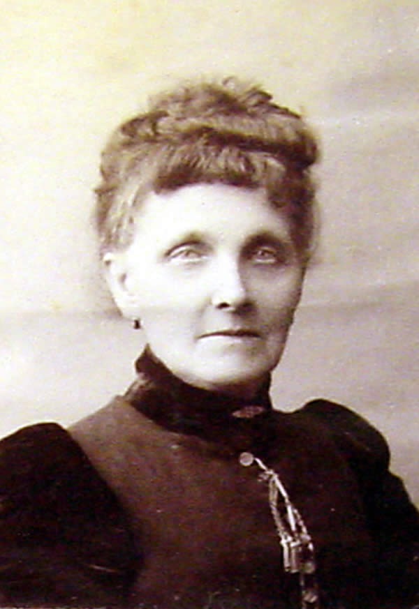 Kenworthy, Mrs.