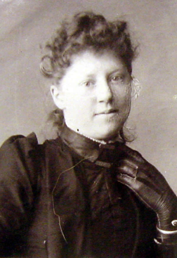 Holstead, Miss M.