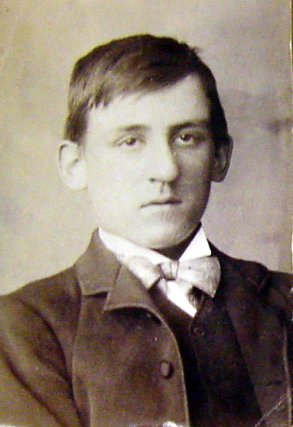 Hogg, T.