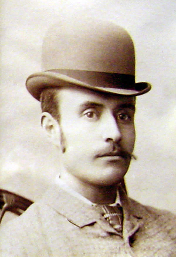 Hogg, H.