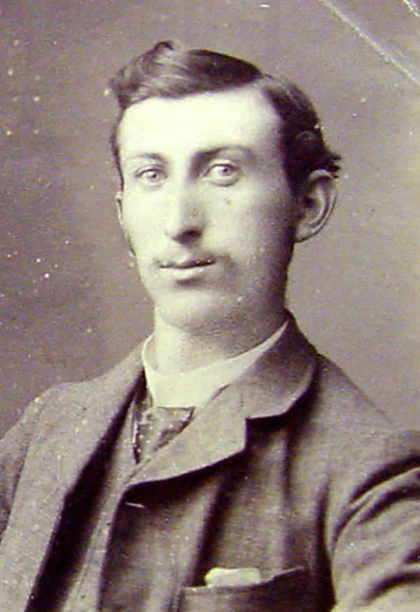 Hobbs, F.