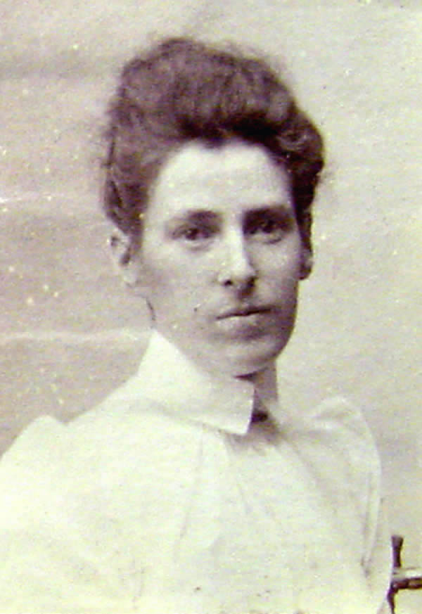 Harrison, Nellie