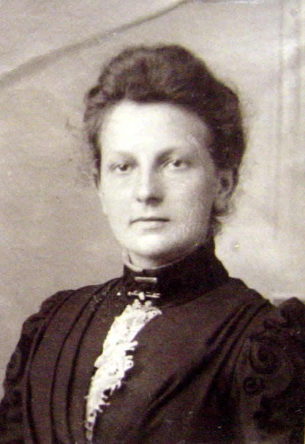 Gurr, Miss S.