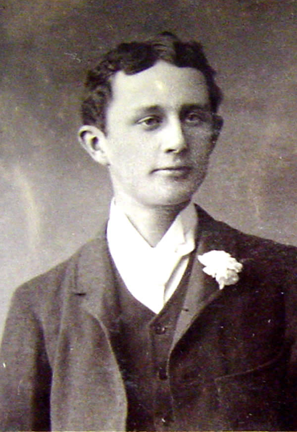Gunn, F.