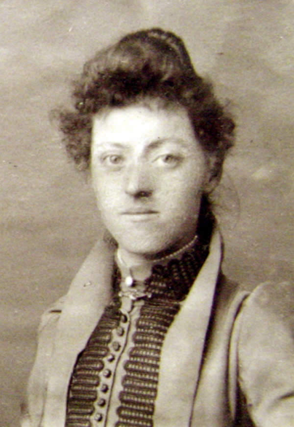 Frost, Mrs F.