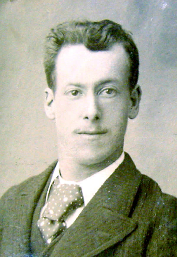 Dowsett, F.