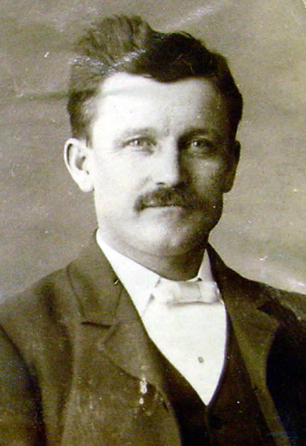 Coutts, G.
