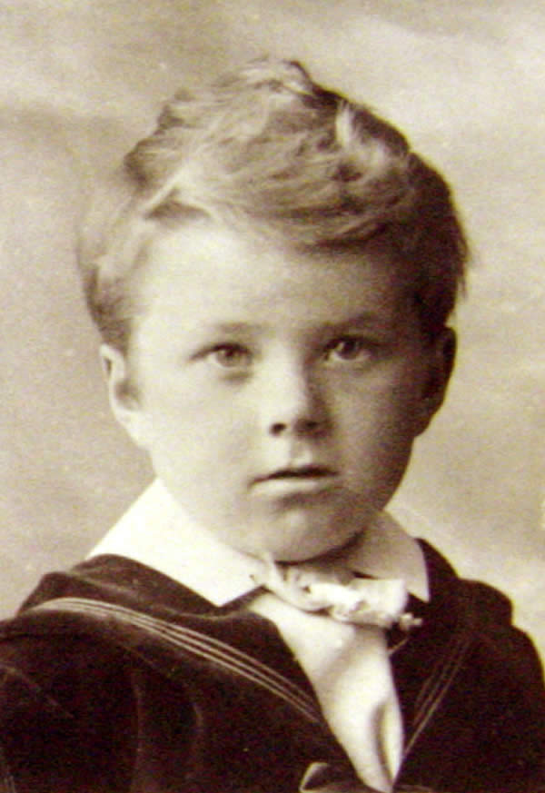 Coates, Master
