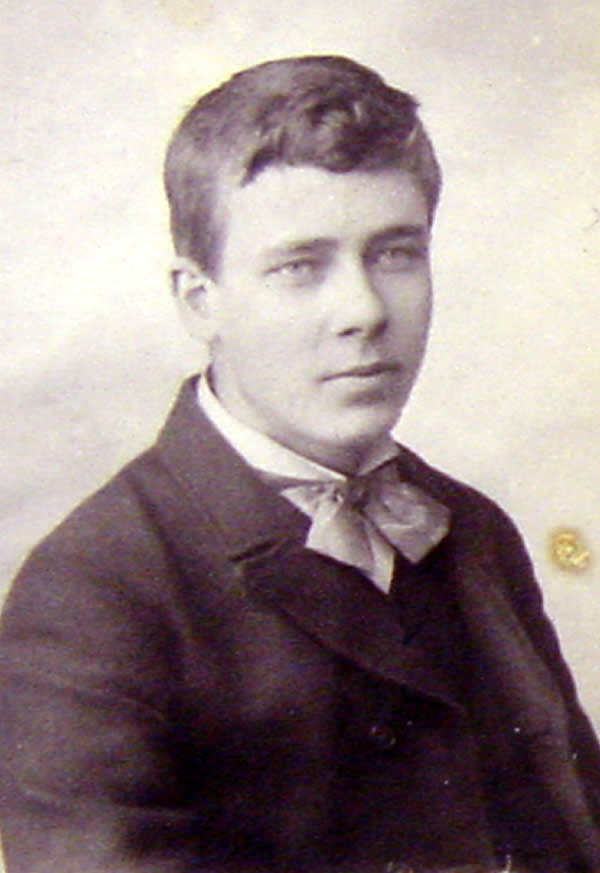 Barnes, F.